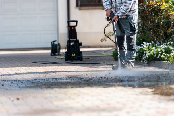 Best Deck Pressure Washing  in Guerneville, CA